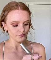 Abigail_EffortlessRedLipGuideRedHairedBeauty_Vogue21_1694.jpg