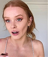 Abigail_EffortlessRedLipGuideRedHairedBeauty_Vogue21_1749.jpg
