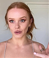 Abigail_EffortlessRedLipGuideRedHairedBeauty_Vogue21_1864.jpg