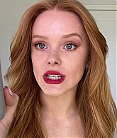 Abigail_EffortlessRedLipGuideRedHairedBeauty_Vogue21_2038.jpg