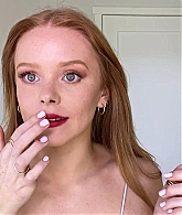 Abigail_EffortlessRedLipGuideRedHairedBeauty_Vogue21_2098.jpg