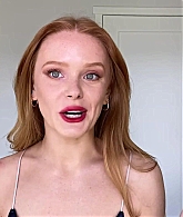 Abigail_EffortlessRedLipGuideRedHairedBeauty_Vogue21_2117.jpg