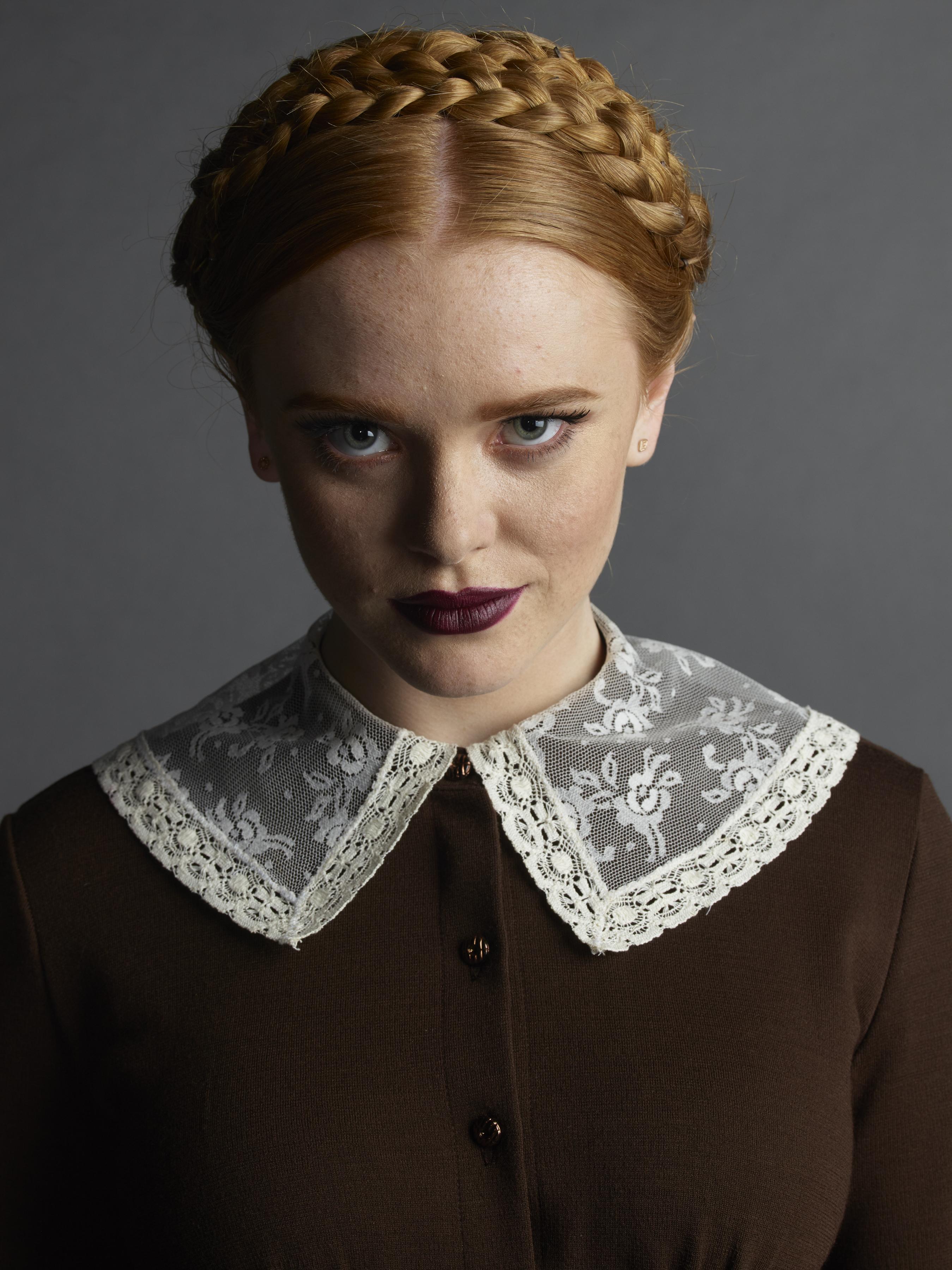 CAOS_S1_Promoshoot_Set001_28429.jpg