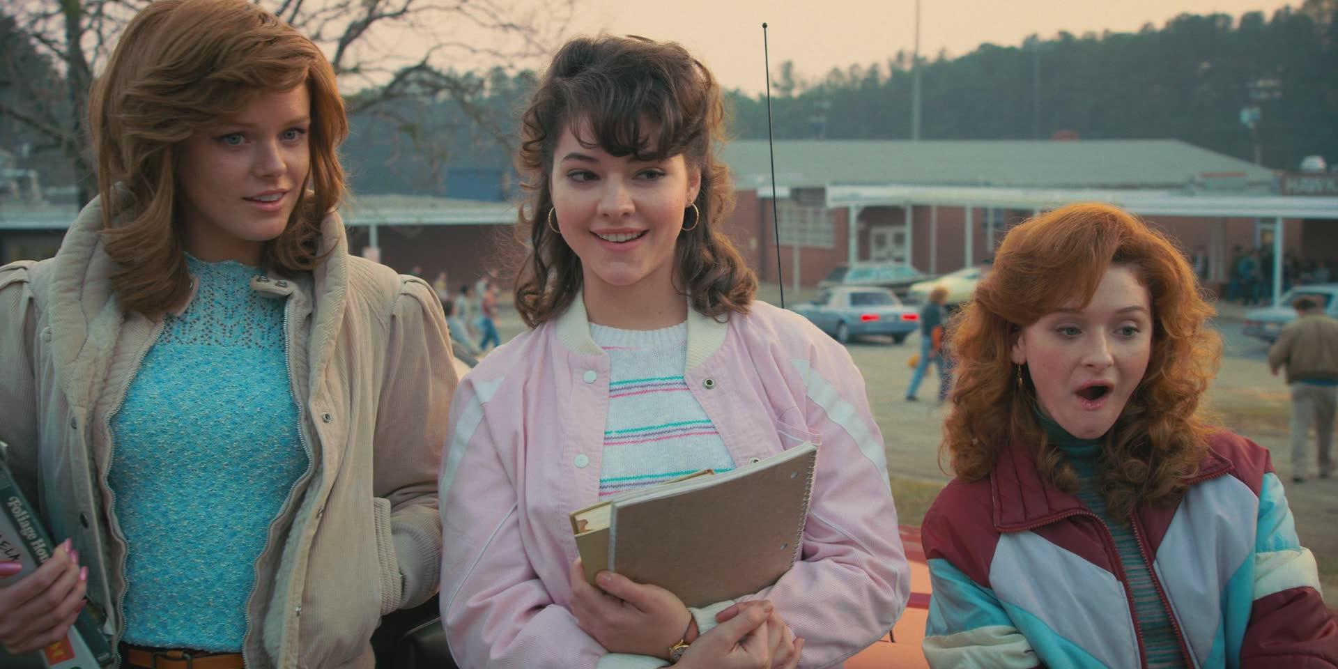 Stranger_Things_S2E01_KISSTHEMGOODBYE_2890029.jpg
