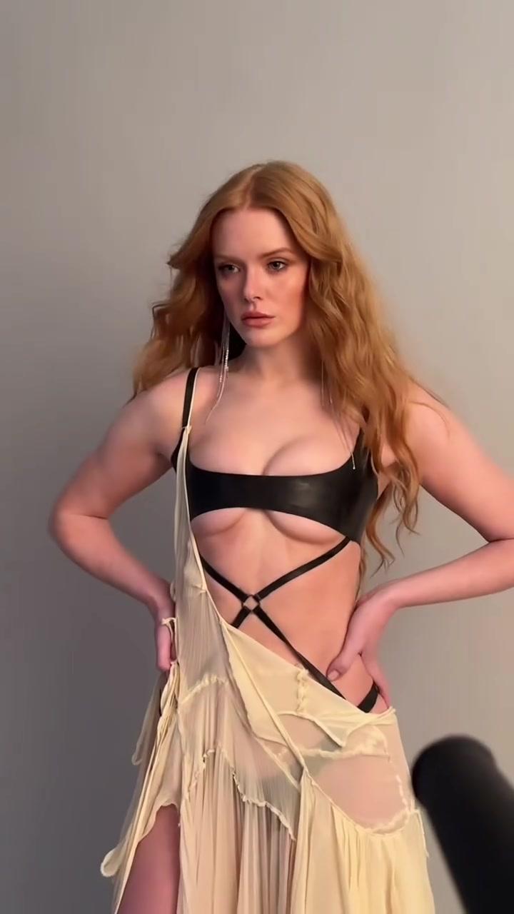 photoshoot_bts_acn_14.jpg