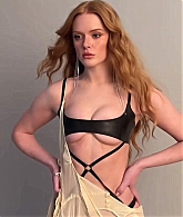 photoshoot_bts_acn_12.jpg