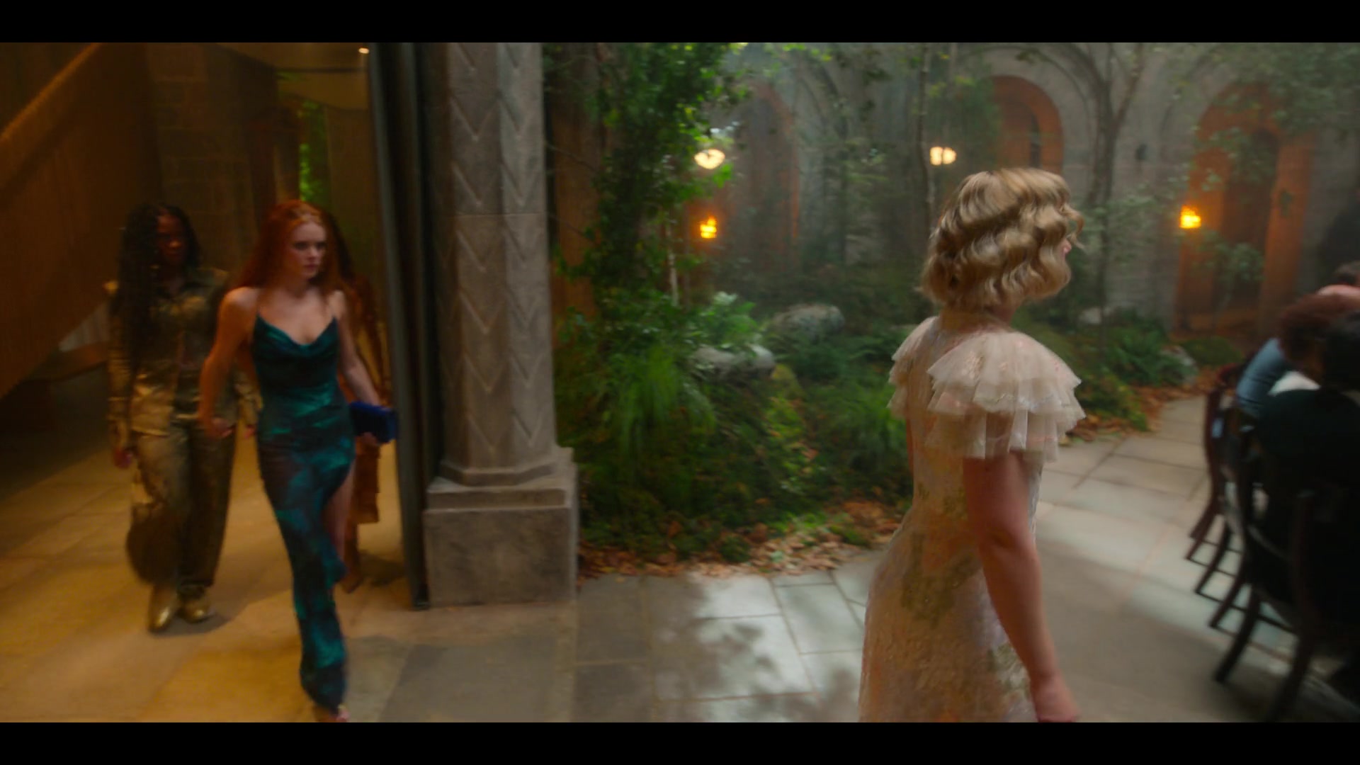 Fate_The_Winx_Saga_S02E03_Your_Newfound_Popularity_1080p__5494.jpg