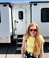 abigailcowennetwork_everyyearafrer_bts_281029.jpg