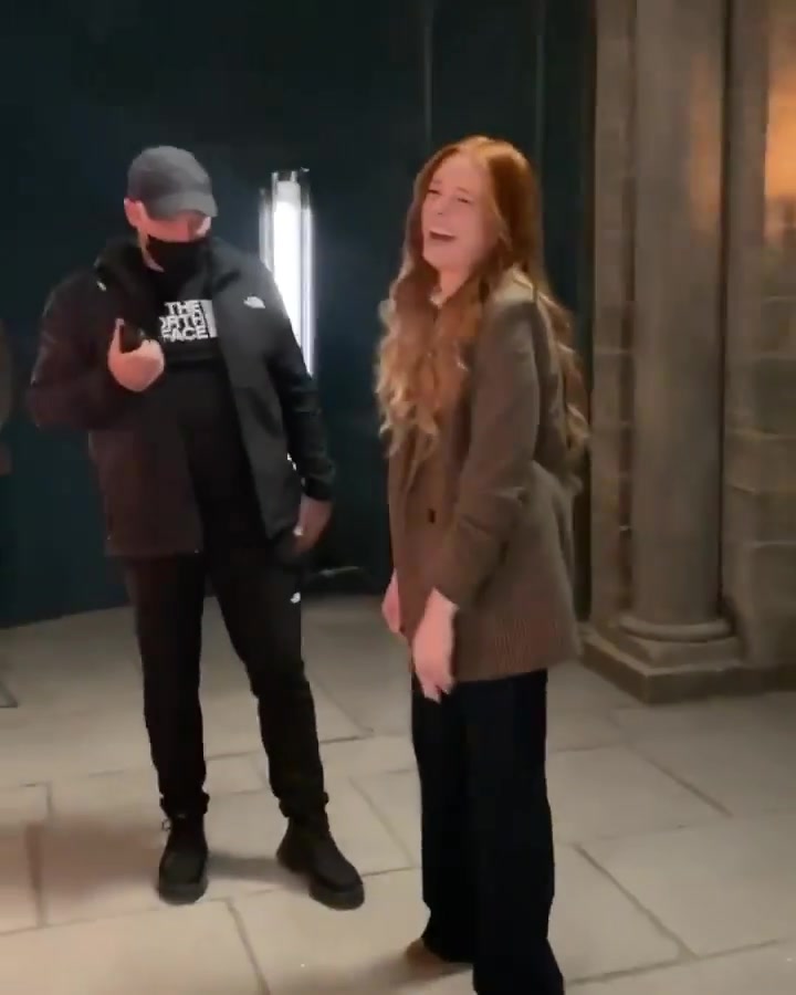 FateS2_BTS_IG_28229_27.jpg