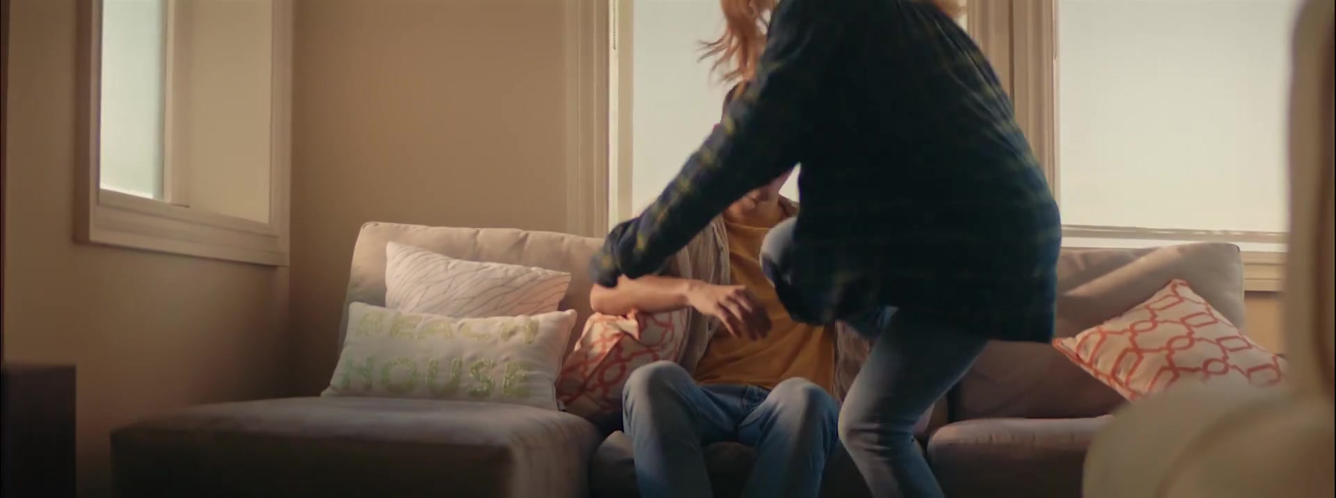 TOMOS_HoldingTogether_MV_ACN_308.jpg TOMOS_HoldingTogether_MV_ACN_308.jpg