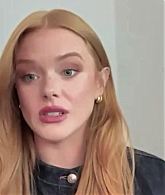 Abigail_AccessHollywood_ACN_0457.jpg