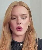 Abigail_AccessHollywood_ACN_0527.jpg