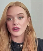 Abigail_AccessHollywood_ACN_0530.jpg