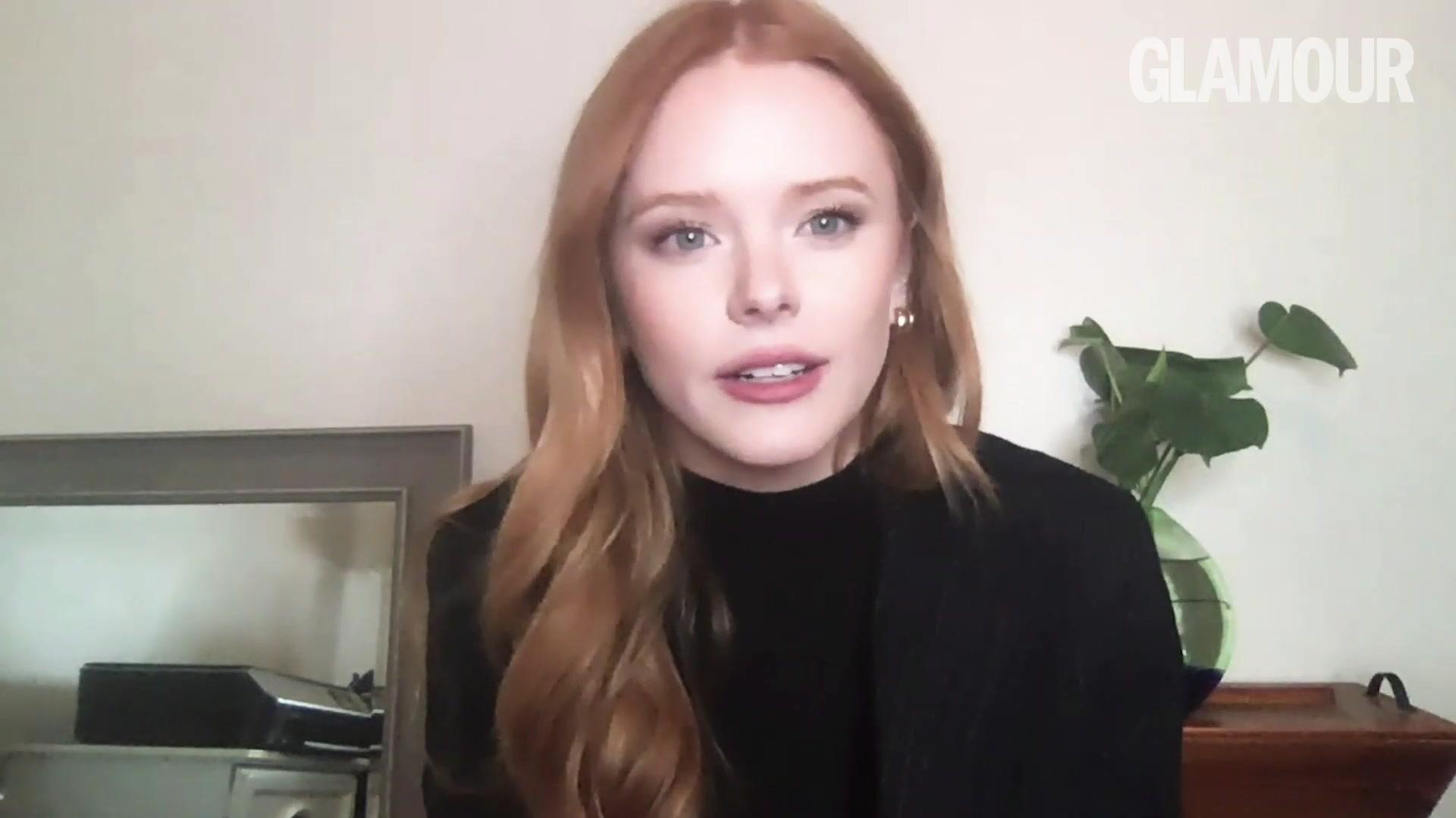 FateS1_BeingBulliedRedHair21_GLAMOUR_ACN_1221.jpg
