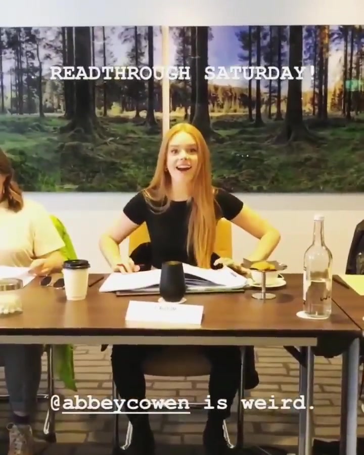 FateS1_TableReading_InstaBTS_000026.jpg