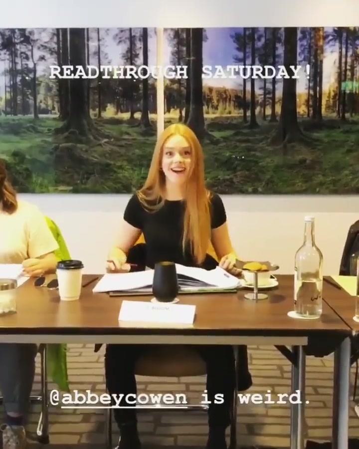 FateS1_TableReading_InstaBTS_000030.jpg