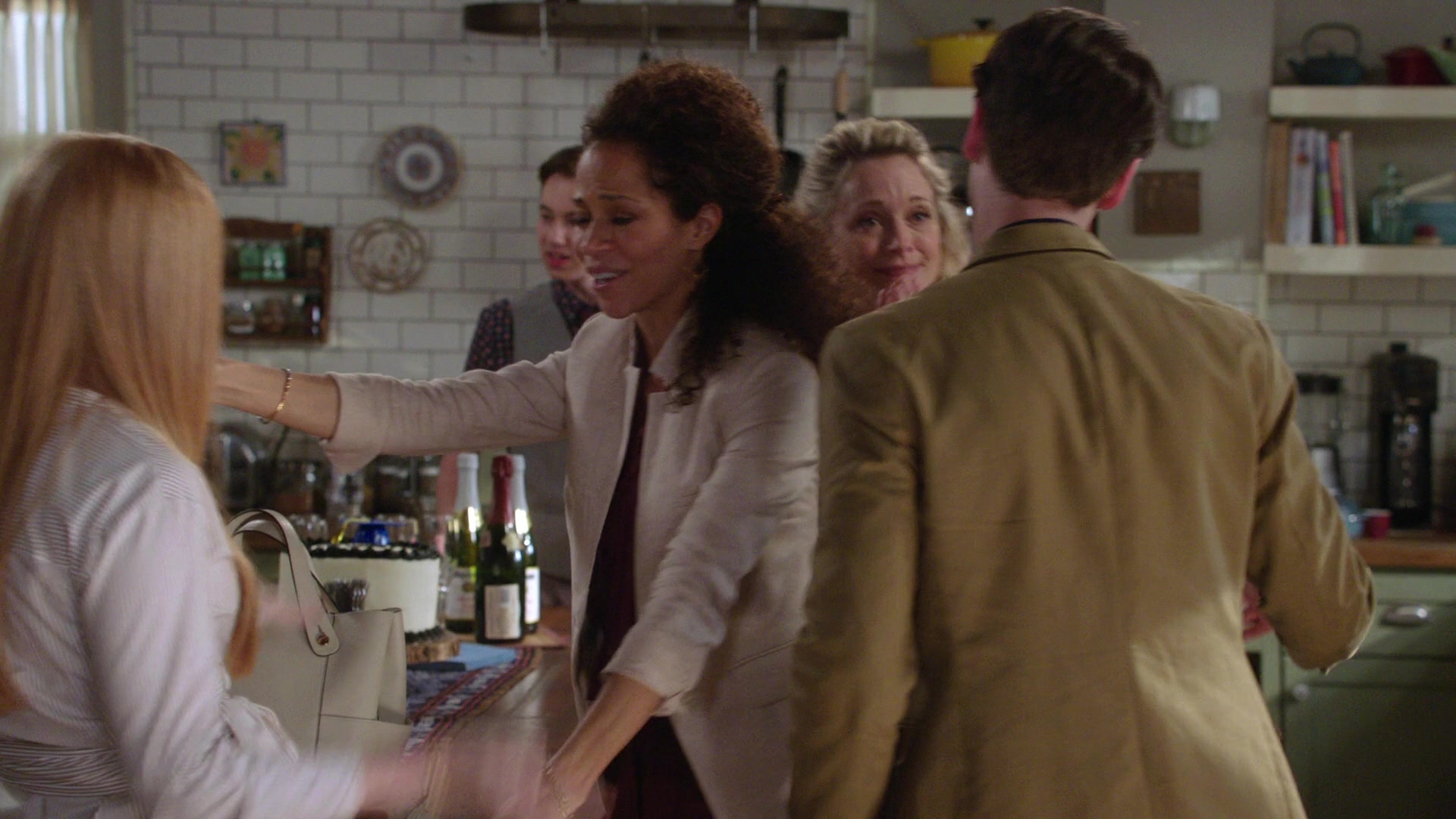 The_Fosters_2013_S05E19_1080p_ACN_005660.jpg