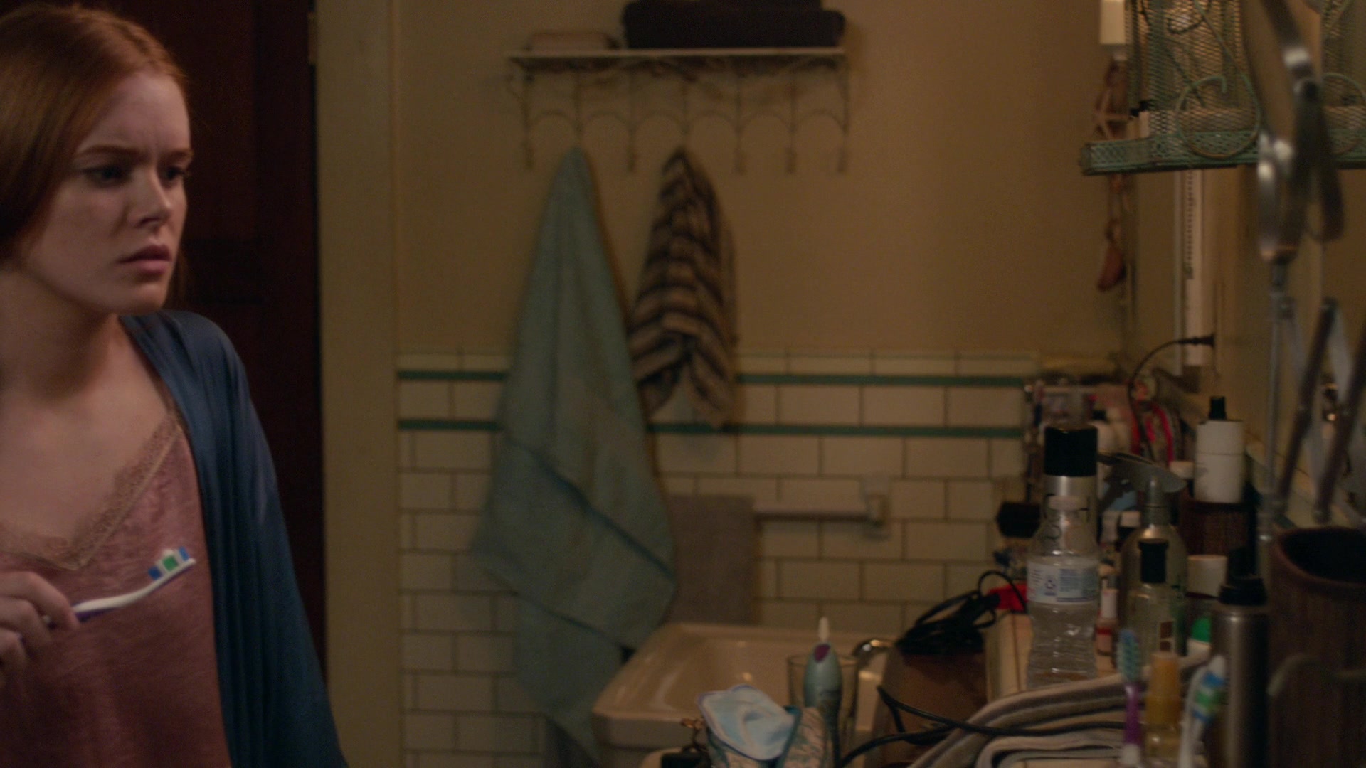 The_Fosters_2013_S05E20_1080p_ACN_005463.jpg