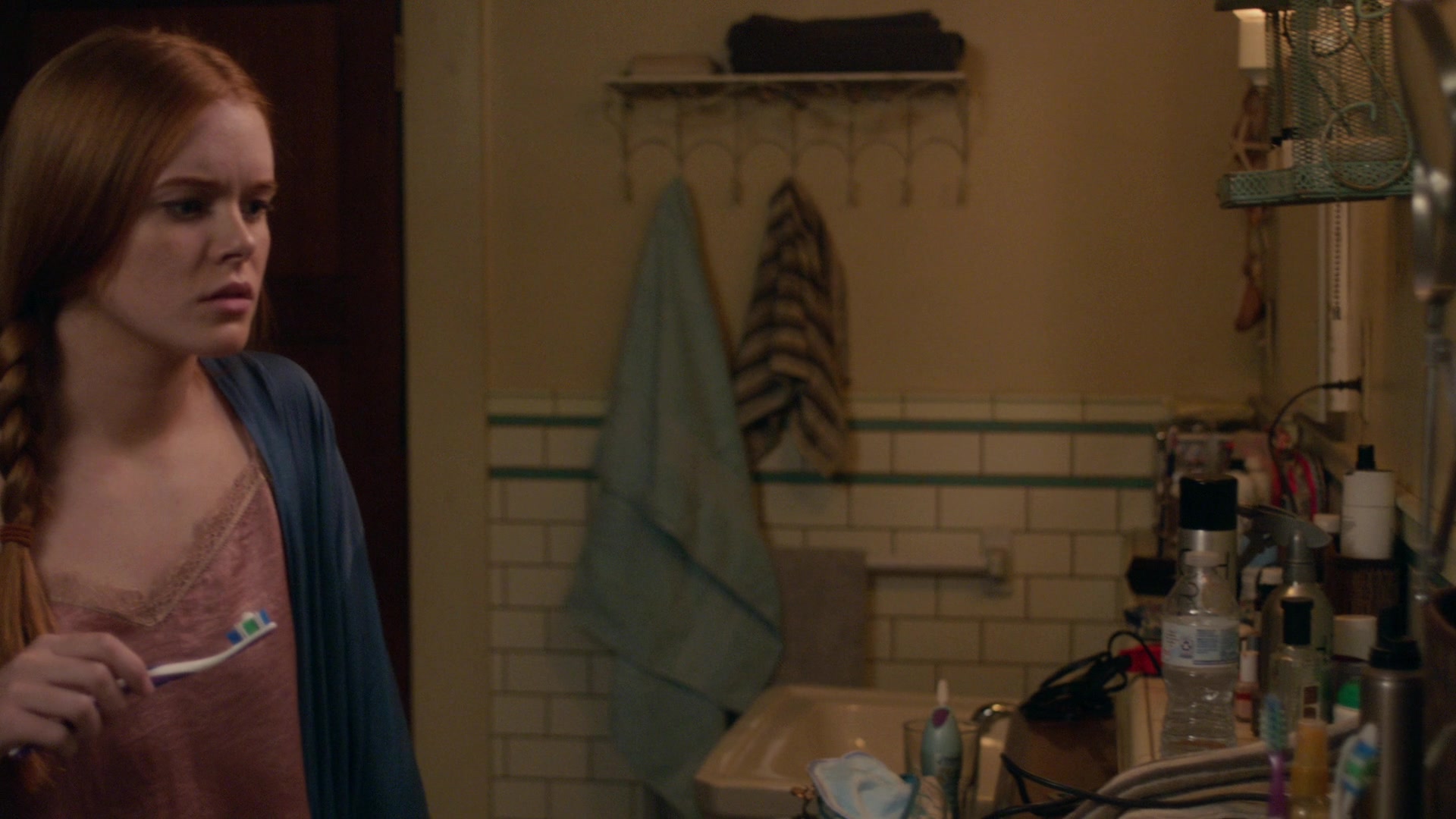The_Fosters_2013_S05E20_1080p_ACN_005464.jpg