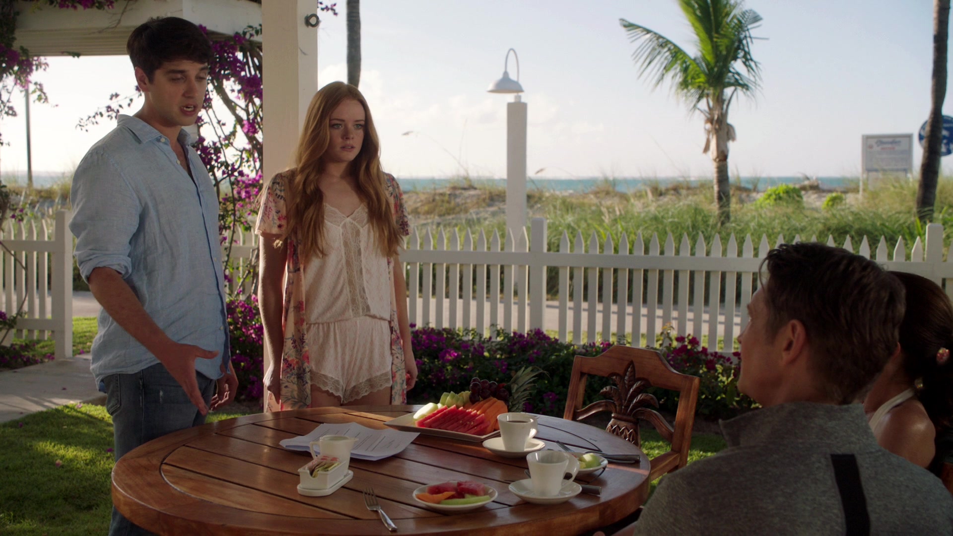 The_Fosters_2013_S05E22_1080p_ACN_002436.jpg