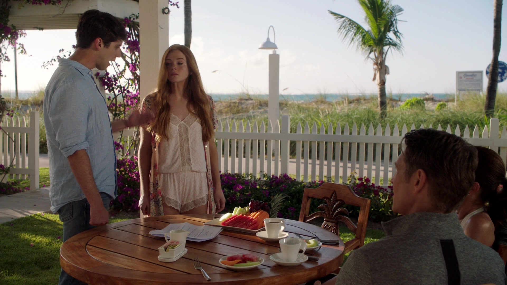 The_Fosters_2013_S05E22_1080p_ACN_002443.jpg