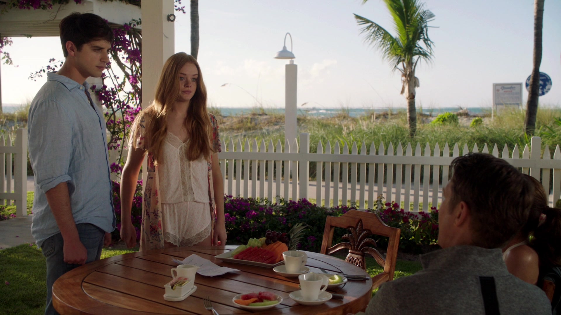 The_Fosters_2013_S05E22_1080p_ACN_002590.jpg
