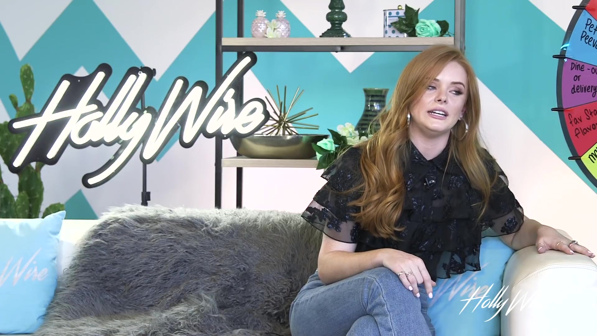 hollywire19_acn_000105.jpg