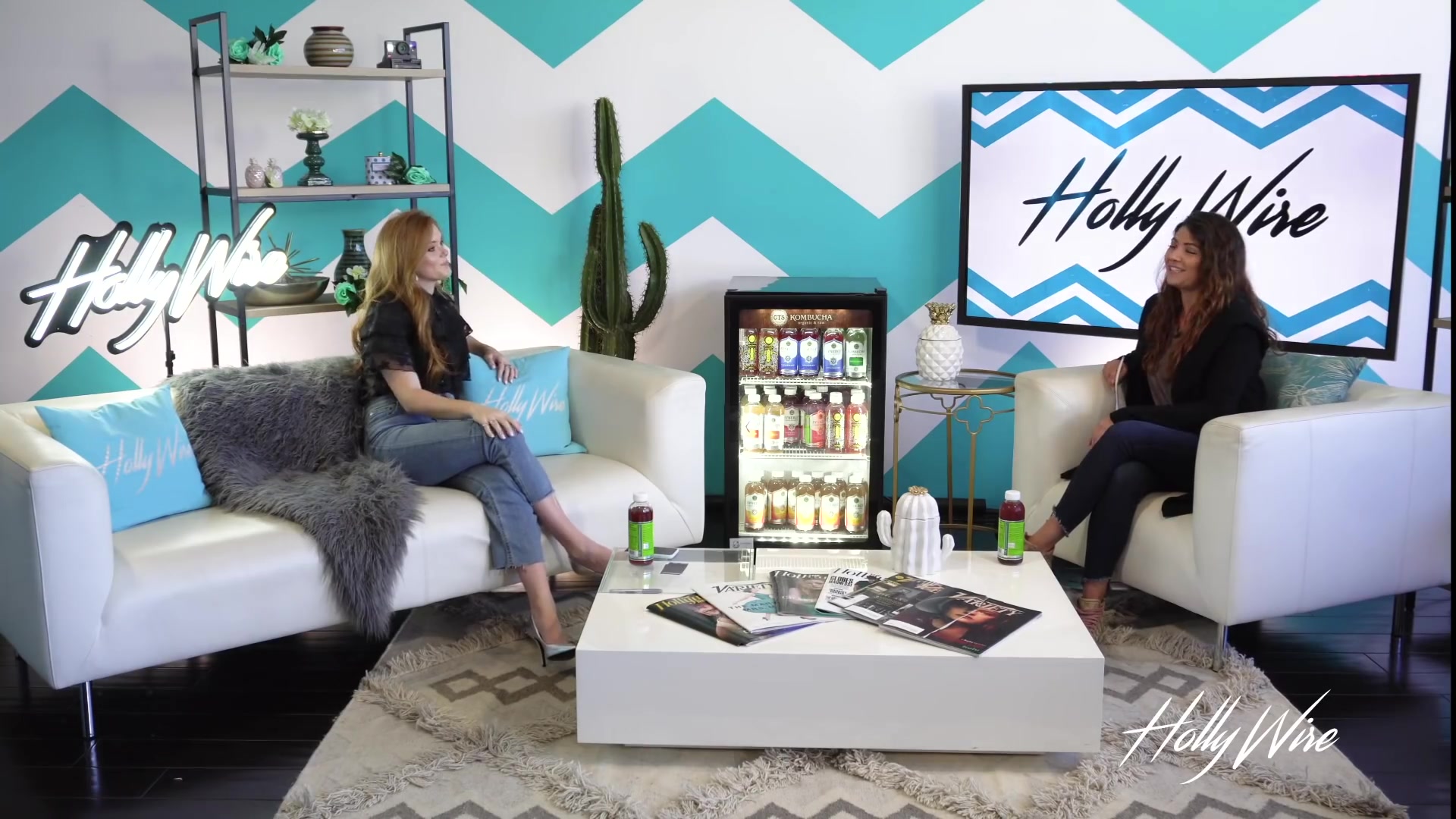 hollywire19_acn_000111.jpg