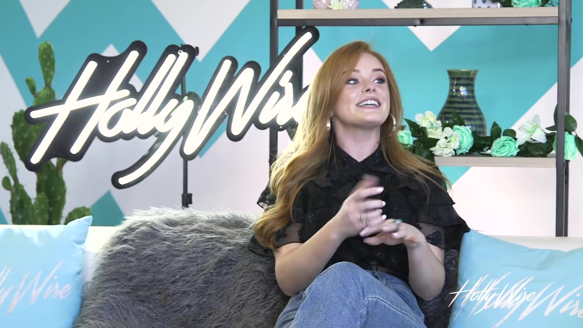 hollywire19_acn_000200.jpg