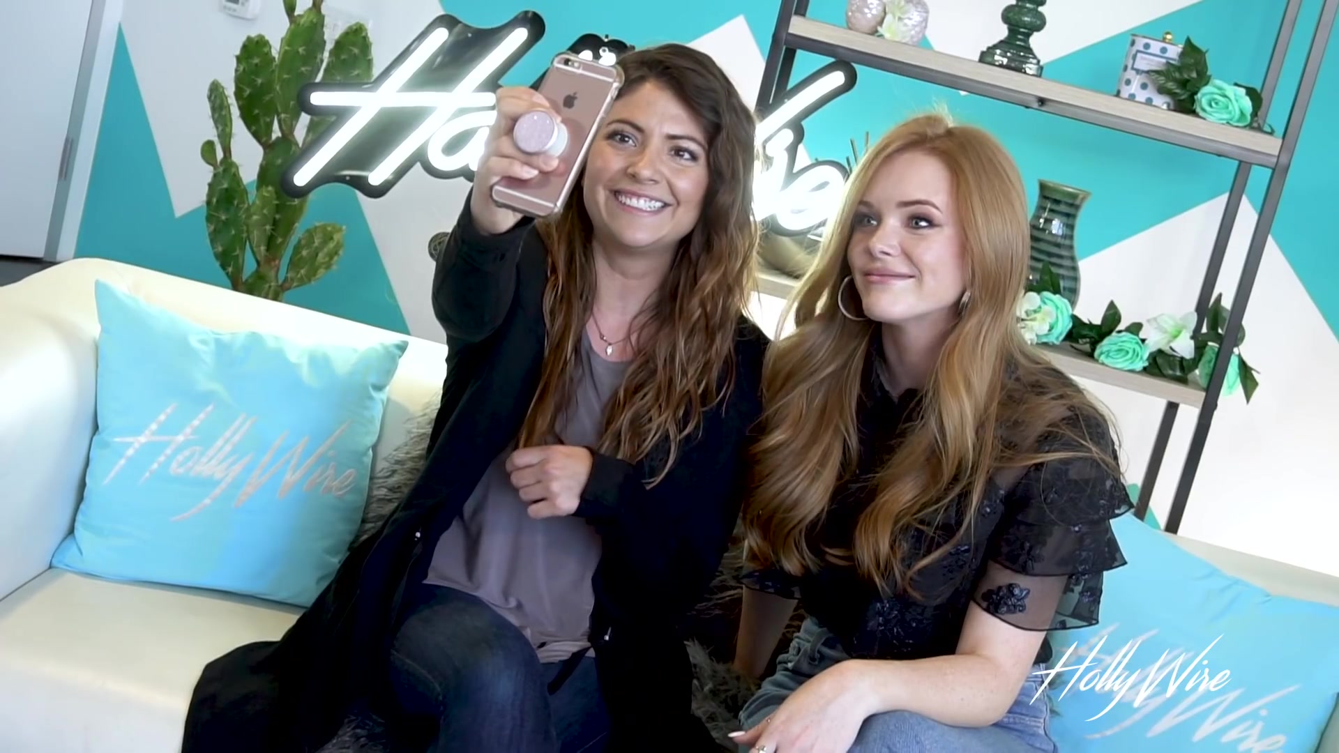 hollywire19_acn_000318.jpg