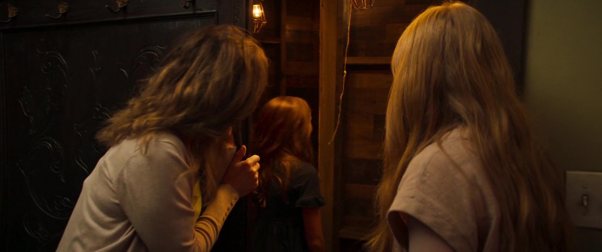 Witch_Hunt_2021_1080p_ACN_004244.jpg