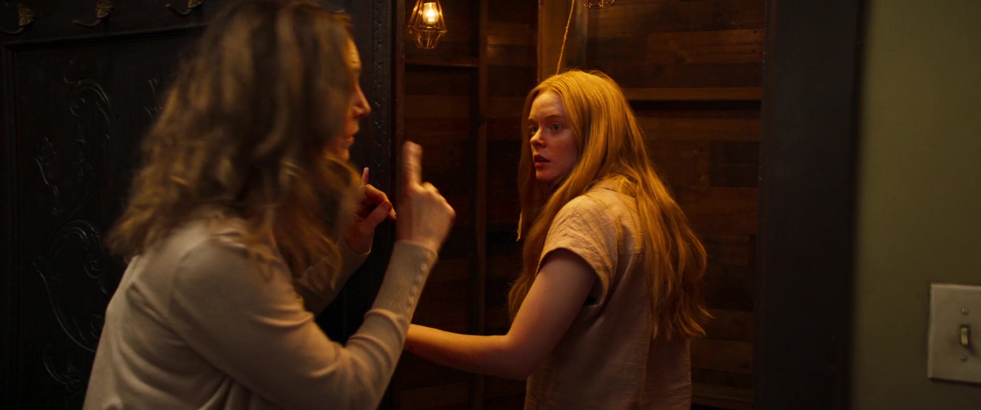 Witch_Hunt_2021_1080p_ACN_004252.jpg