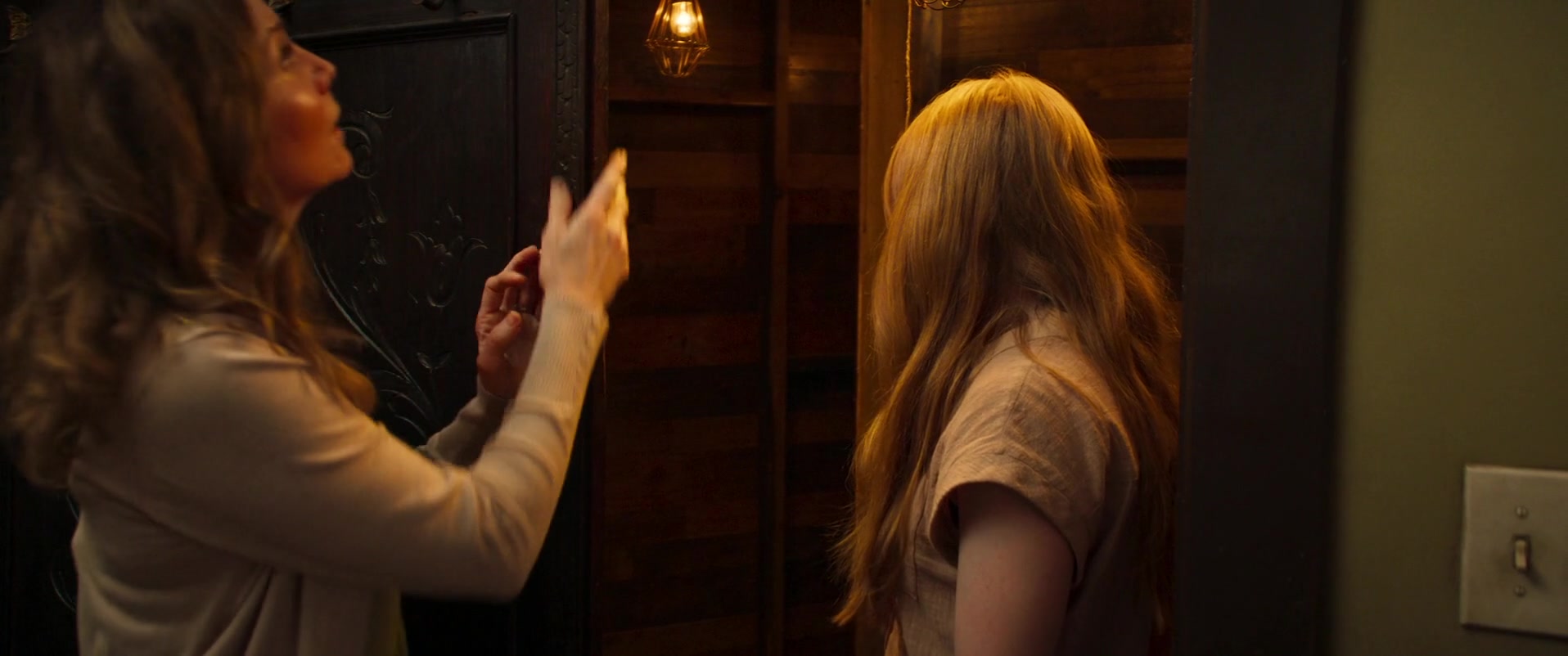 Witch_Hunt_2021_1080p_ACN_004265.jpg