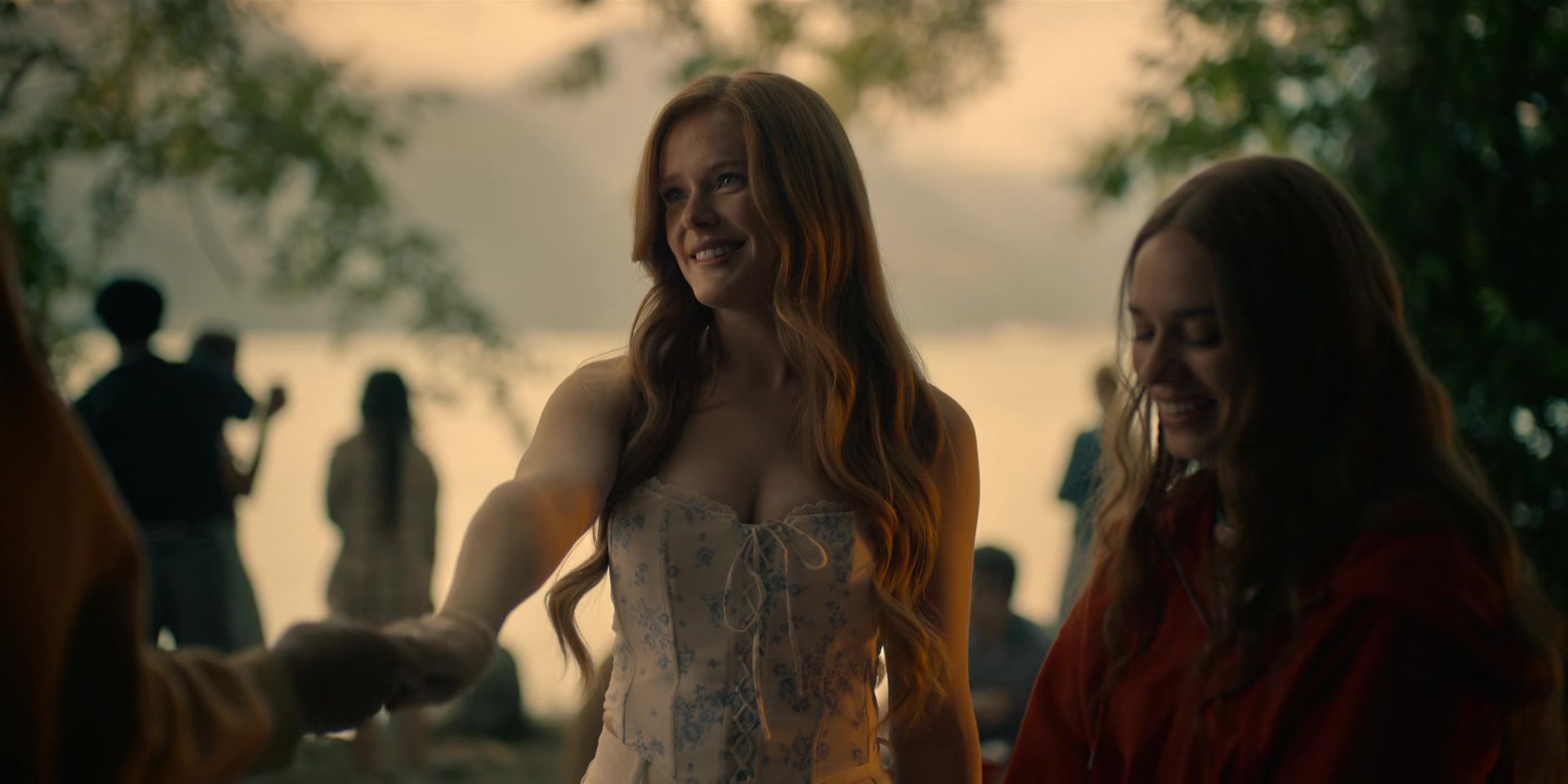 Every_Year_After_S01E03_Playing_with_Fire_1080p_004833.jpg