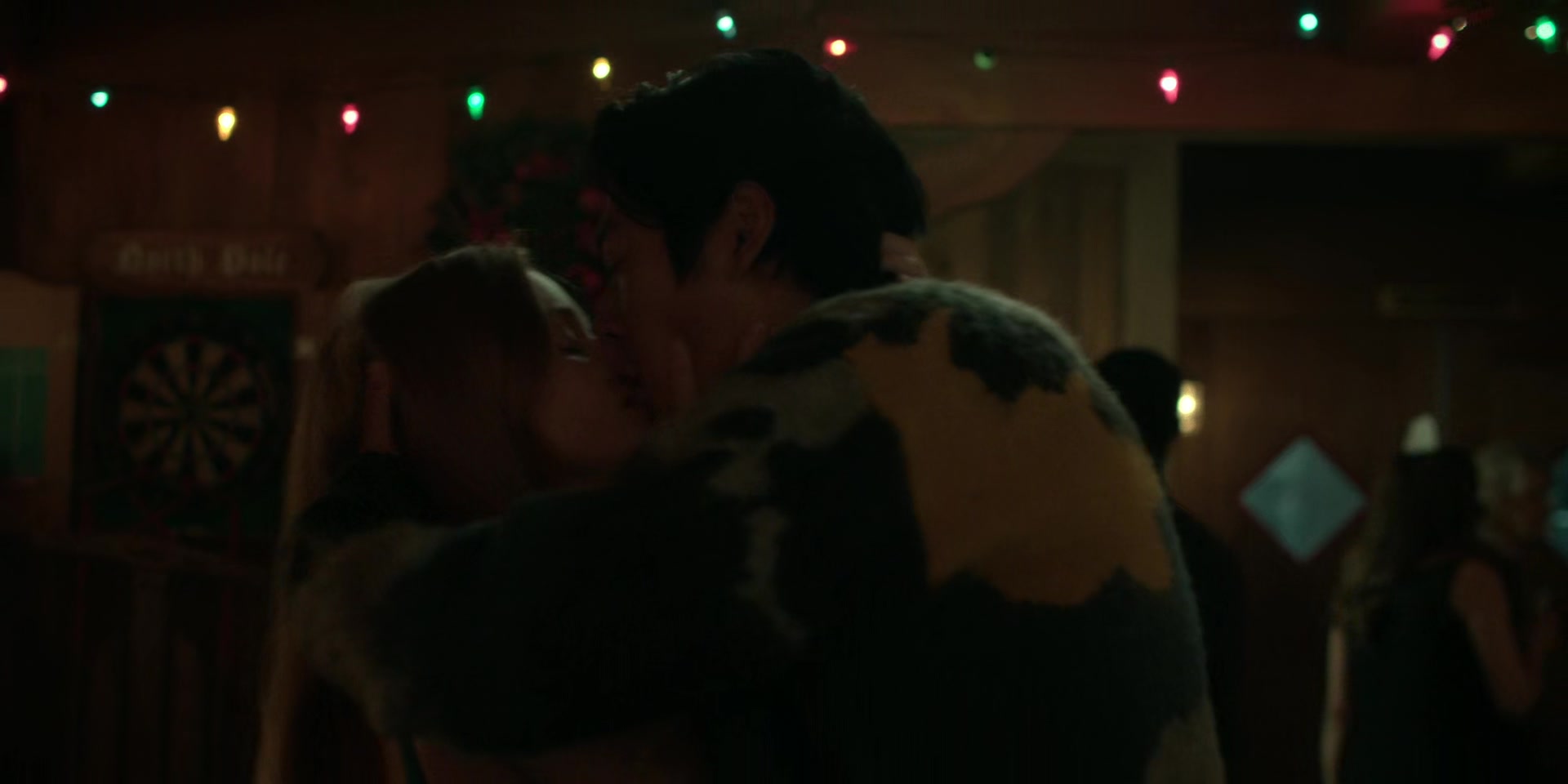 Every_Year_After_S01E05_I_Choose_You_1080p_001944.jpg