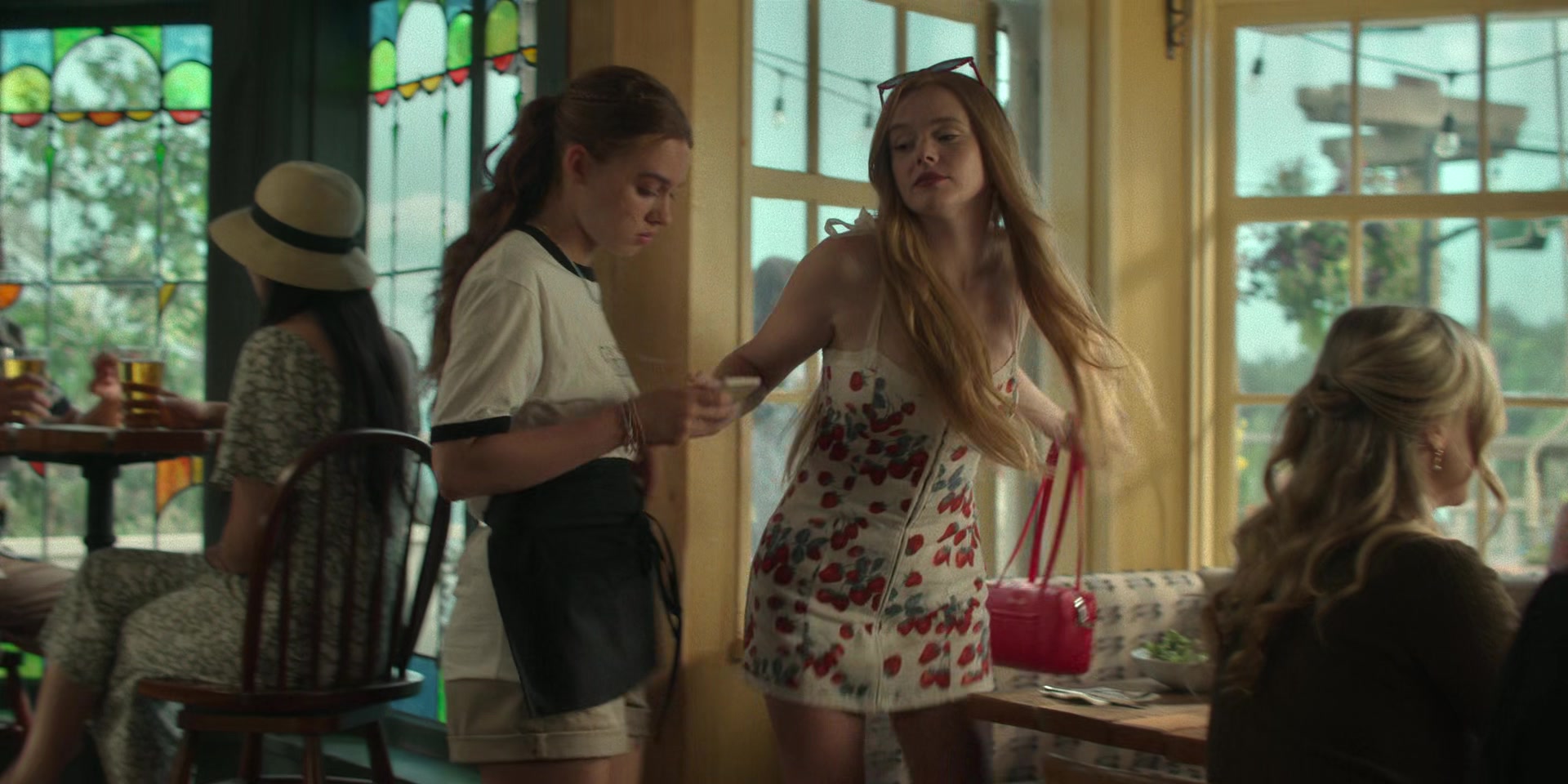 Every_Year_After_S01E05_I_Choose_You_1080p_004292.jpg