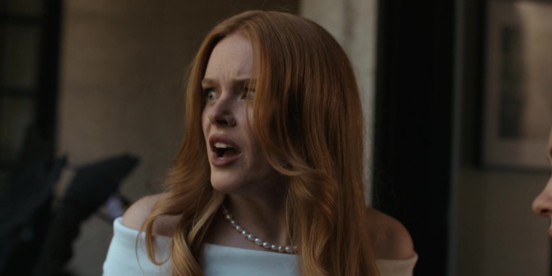 Every_Year_After_S01E06_Plan_B_1080p_002117.jpg