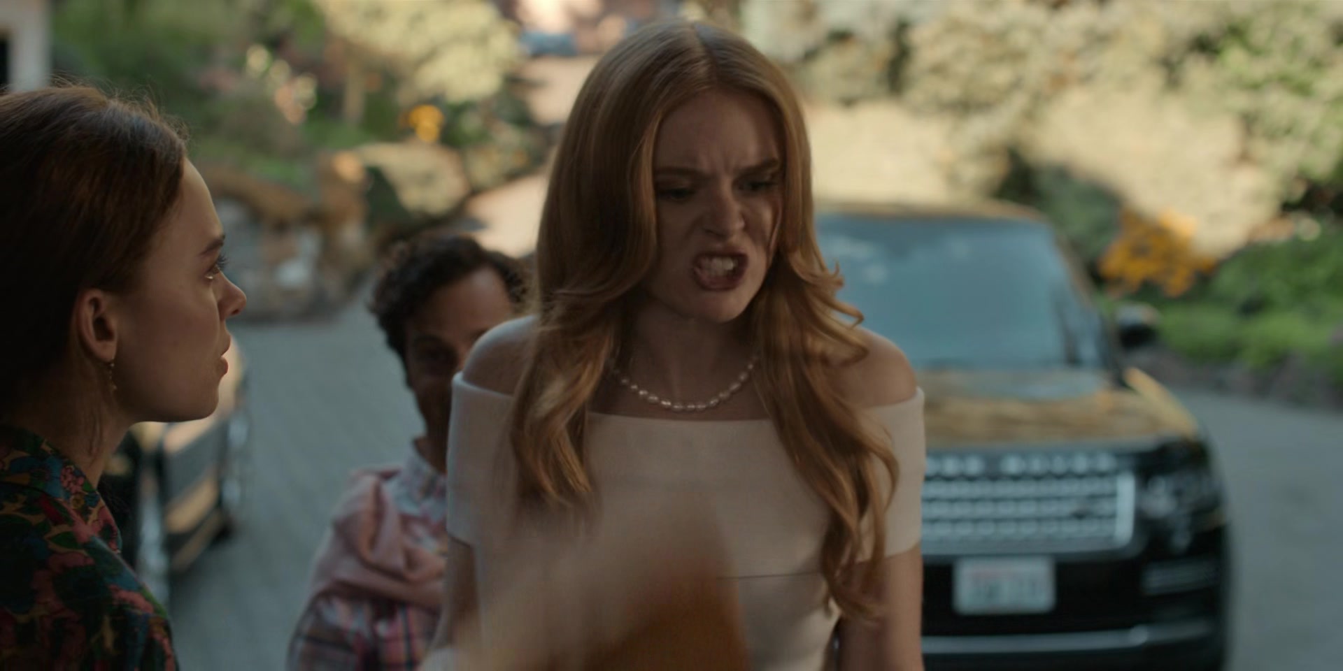 Every_Year_After_S01E06_Plan_B_1080p_002125.jpg