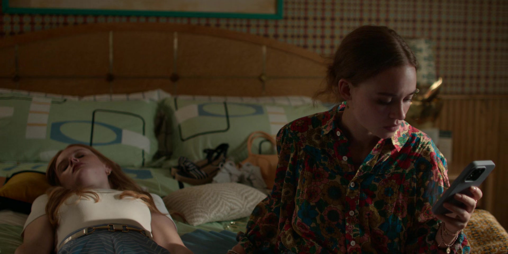 Every_Year_After_S01E06_Plan_B_1080p_004027.jpg