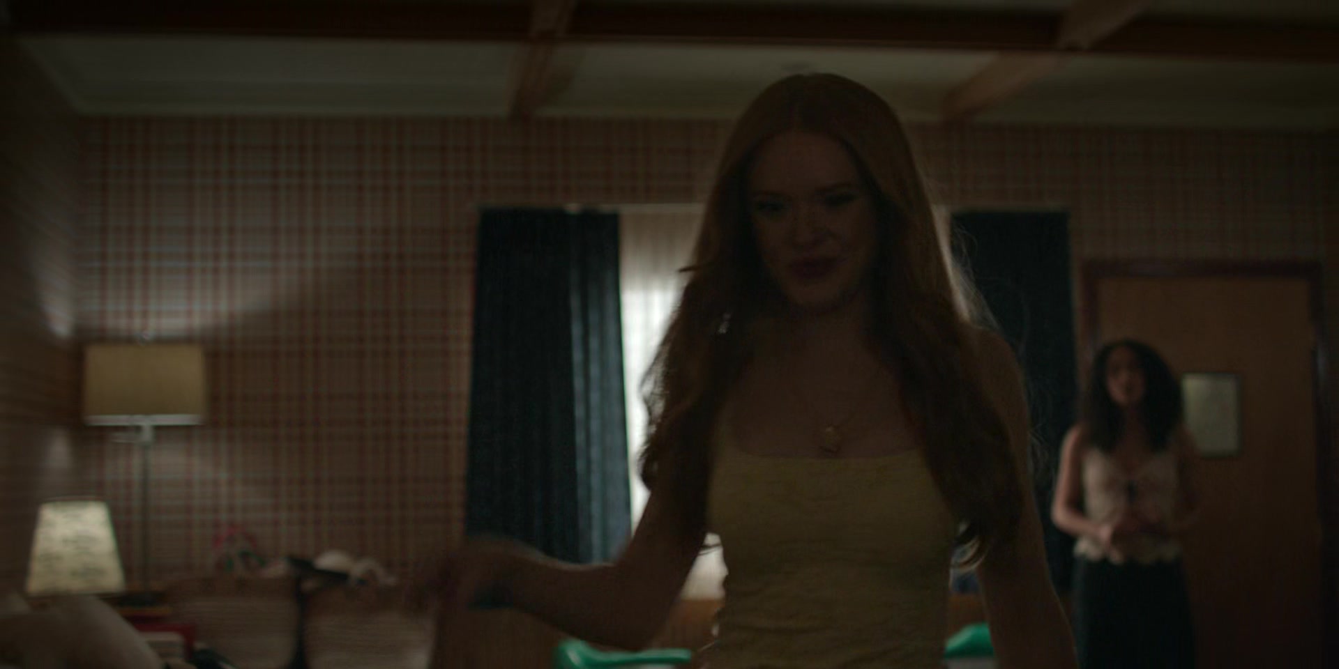 Every_Year_After_S01E07_The_Boathouse_1080p_001533.jpg