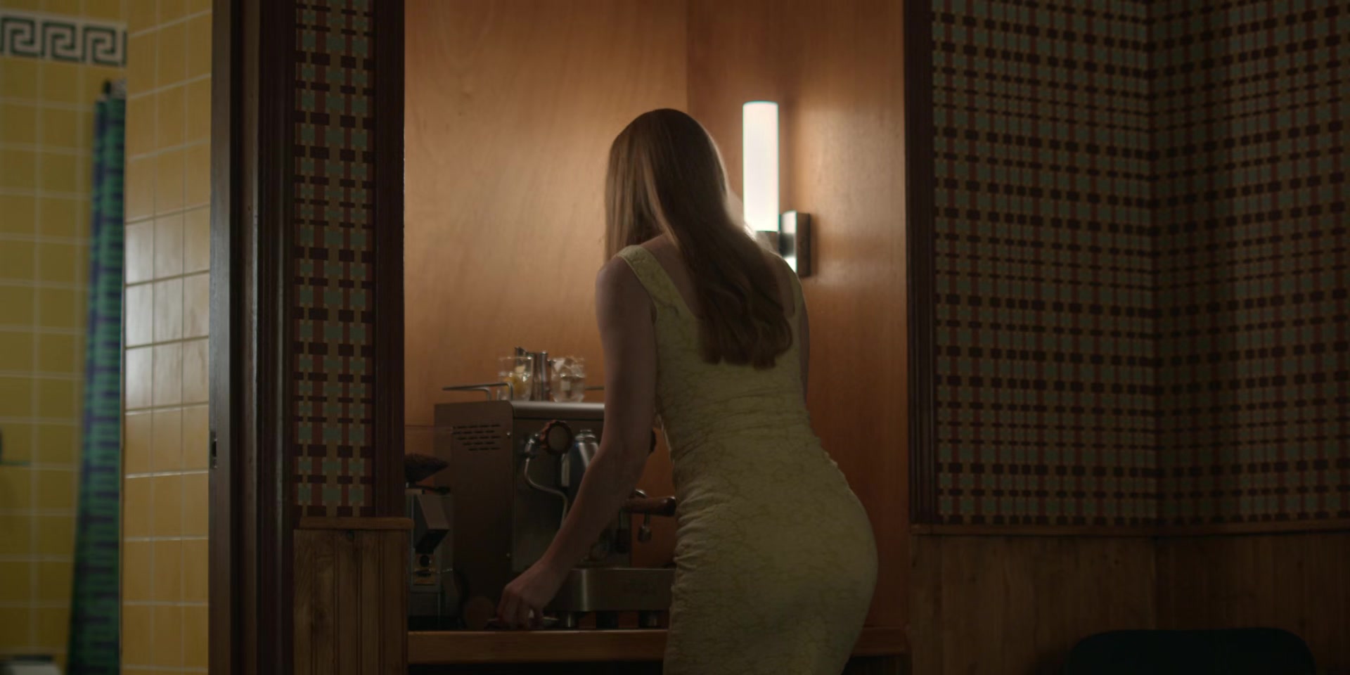 Every_Year_After_S01E07_The_Boathouse_1080p_001566.jpg