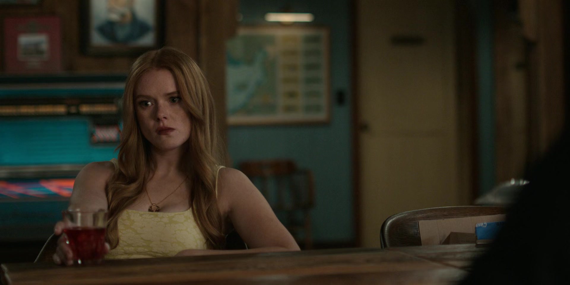 Every_Year_After_S01E07_The_Boathouse_1080p_002100.jpg