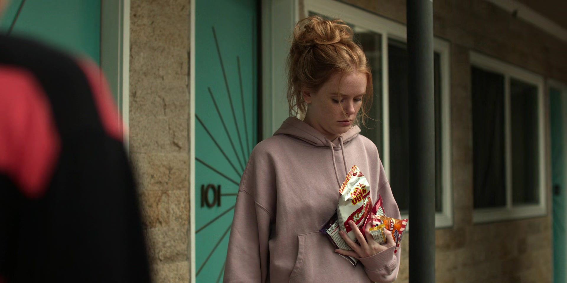Every_Year_After_S01E08_Goodbye_1080p_000425.jpg