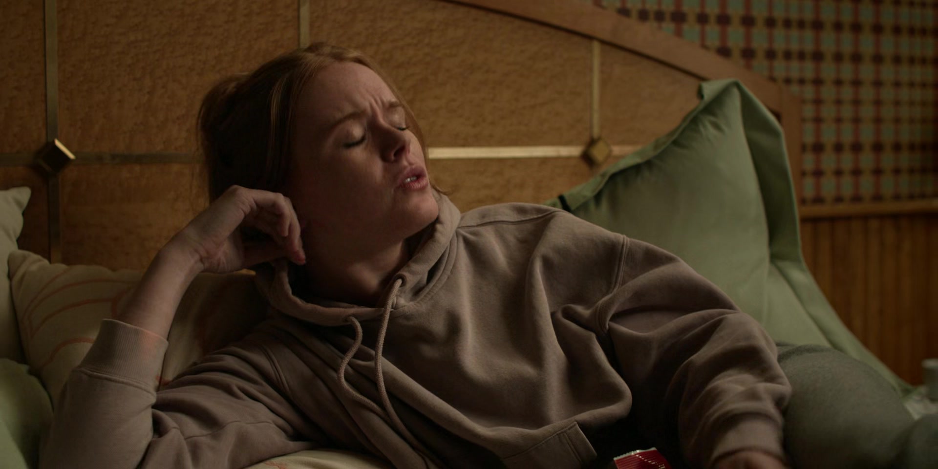 Every_Year_After_S01E08_Goodbye_1080p_000519.jpg