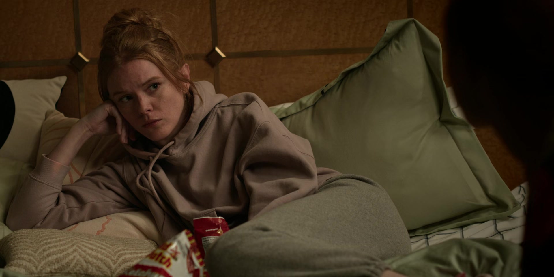 Every_Year_After_S01E08_Goodbye_1080p_000550.jpg