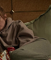 Every_Year_After_S01E08_Goodbye_1080p_000552.jpg