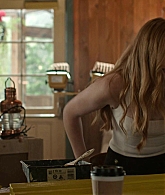 Every_Year_After_S01E08_Goodbye_1080p_004898.jpg