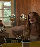 Every_Year_After_S01E08_Goodbye_1080p_004900.jpg