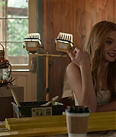 Every_Year_After_S01E08_Goodbye_1080p_005030.jpg