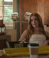 Every_Year_After_S01E08_Goodbye_1080p_005128.jpg